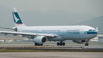 Laba Bersih Cathay Pacific Naik 90%