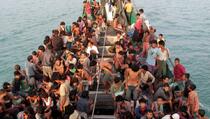 Pilihan Sulit Rohingya: Kabur dan Tenggelam atau Tinggal dan Dibunuh