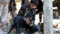 Ratusan Bala Bantuan Siap Rebut Aleppo