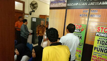 Wali Kota Bekasi Minta Pengurusan Dokumen Dipercepat