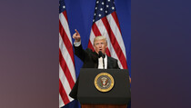 Tinggalkan Goldman Sachs, Penasihat Ekonomi Trump Dapat  US$ 100 Juta