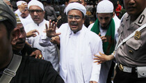 VIDEO: Rizieq Penuhi Panggilan Polda Metro