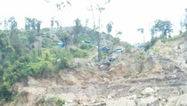 Penambang Liar Kembali Serbu Gunung Botak