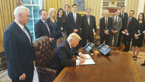 Kebijakan Imigrasi Trump, WNI Diminta Tenang