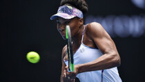 Venus Williams Melenggang ke Final