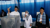 WH Optimistis Menang, Rano Pantau dari Media Center