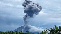 Gunung Sinabung Kembali Erupsi
