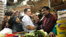 Blusukan ke Pasar Timbul, Djarot Janji Percepat Pembangunan Pasar