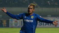PSM Protes Persib Masukkan Maitimo dalam Daftar Pemain