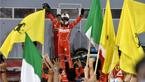 Vettel Juara di Bahrain, Hamilton Kena Penalti 5 Detik
