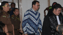 BTP Lelang Batik Bersejarah