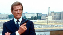 Pemeran James Bond, Roger Moore Meninggal Dunia