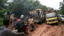 Kondisi Jalan Rusak Parah, Warga OKI Minta Pemerintah Peduli