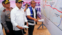 Menhub Tinjau Jalur Mudik Rawan Macet