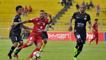 Tahan Semen Padang, Persija Petik Seri Keenam Kali