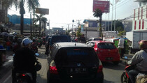 Hari Pertama Sistem Satu Arah di Depok Relatif Lancar