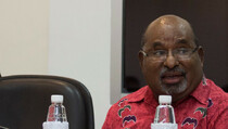 Lukas Enembe Berpeluang Kembali Pimpin Papua