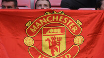 Jelang Final Liga Europa, Suporter MU Diserang saat Berada di Bar