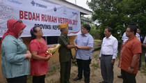 PT Timah Lakukan Bedah Rumah Veteran di Kepulauan Riau