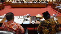 Pengamat: Pansus ‎KPK Ingin Lempar Beban ke Pundak Jokowi