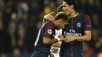 Neymar dan Cavani Kembali Mesra, PSG Gilas Bayern