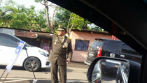 Jenderal Bintang Tiga Atur Lalu Lintas di Acara HUT TNI