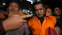 KPK Sita Jeep Wrangler Bupati Nganjuk
