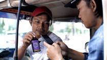 Kini, Penumpang Bajaj Bisa Manfaatkan Uang Elektronik Paypro