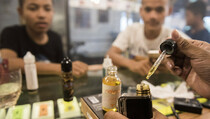 Awas, 3 Orang Meninggal Akibat Penyakit Misterius yang Diduga dari Vape!