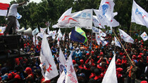 Ada Demo Buruh, Polisi Rekayasa Lalu Lintas di Patung Kuda Jakarta Pusat