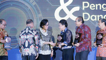 Bupati Tabanan Raih Penghargaan Dana Rakca Award 2017