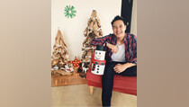 VJ Daniel Rayakan Natal Bersama Anak Yatim dan Lansia