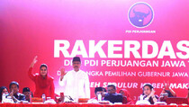 Gus Ipul-Puti Paparkan Agenda Kerakyatan di Depan Ribuan Kader PDIP
