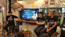 Tohpati Gelar Konser Akustik