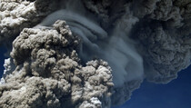Material Erupsi Gunung Sinabung Sampai ke Langkat