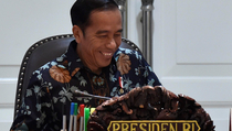 Tahun Politik, Jokowi Tidak Lagi Beri Hadiah Sepeda