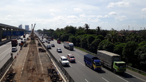 Pembangunan Tol Layang Cikampek Capai 50%