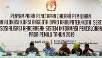 KPU Tetapkan Jokowi-Ma'ruf dan Prabowo-Sandiaga sebagai Capres-Cawapres