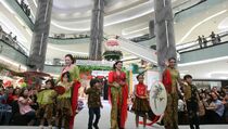 Pesona Soerat Tjintakoe di Atrium Lippo Mall Puri