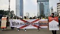 Aksi damai Tolak RUU Pertembakauan dan Bahaya Merokok 