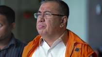 Cagub Sultra dan Anaknya Didakwa Terima Suap untuk Pilkada