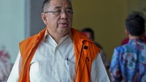 Wali Kota Kendari dan Ayahnya Dituntut 8 Tahun Penjara atas Kasus Suap