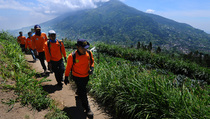 Erupsi Merapi, 160 Pendaki Selamat