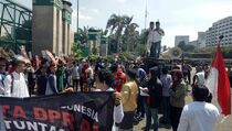 DPR Diminta Segera Selesaikan RUU Terorisme