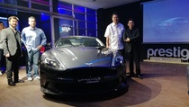 Hanya Satu Unik, Ini Harga Aston Martin Vanguish S Ultimate