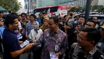 Anies Minta Pedagang Tidak Berjualan Hewan Kurban di Pinggir Jalan