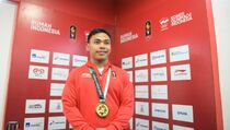 Eko Yuli Raih Medali Emas Piala Dunia Angkat Besi