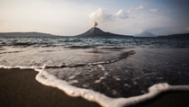 Gunung Anak Krakatau Terus Alami Gempa Tremor