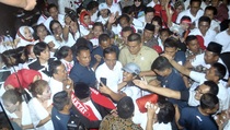 Relawan Ubah Paradigma Anak Muda dalam Berpolitik