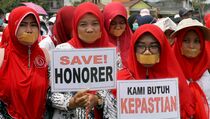 Jika Terpilih, Sandiaga Janji Angkat Status Guru Honorer